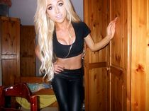 Pornoflux: 56 videos for